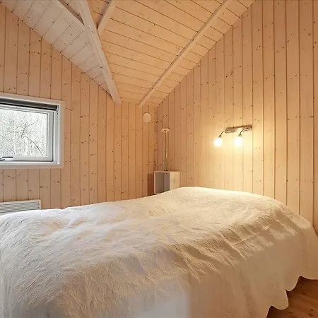Hébergement de vacances Three-bedroom Holiday In *